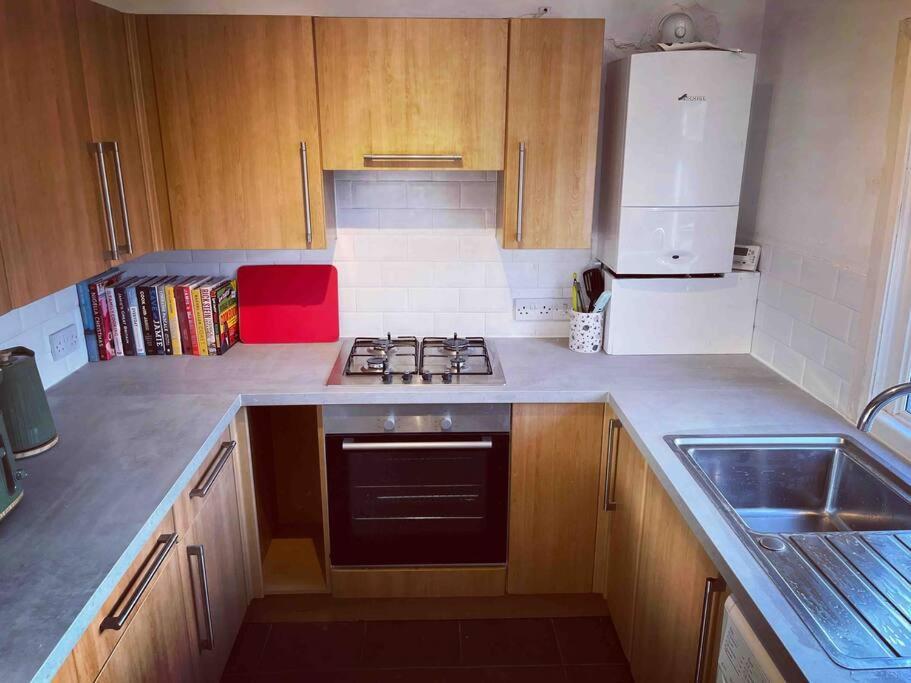 Chester/Handbridge Sleeps 9 + Netflix Hough Green Exterior foto