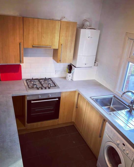 Chester/Handbridge Sleeps 9 + Netflix Hough Green Exterior foto